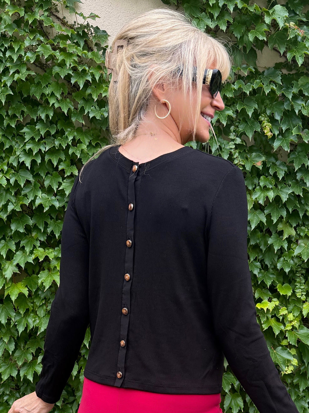 Wear 2 Ways Top With Buttons | T361
