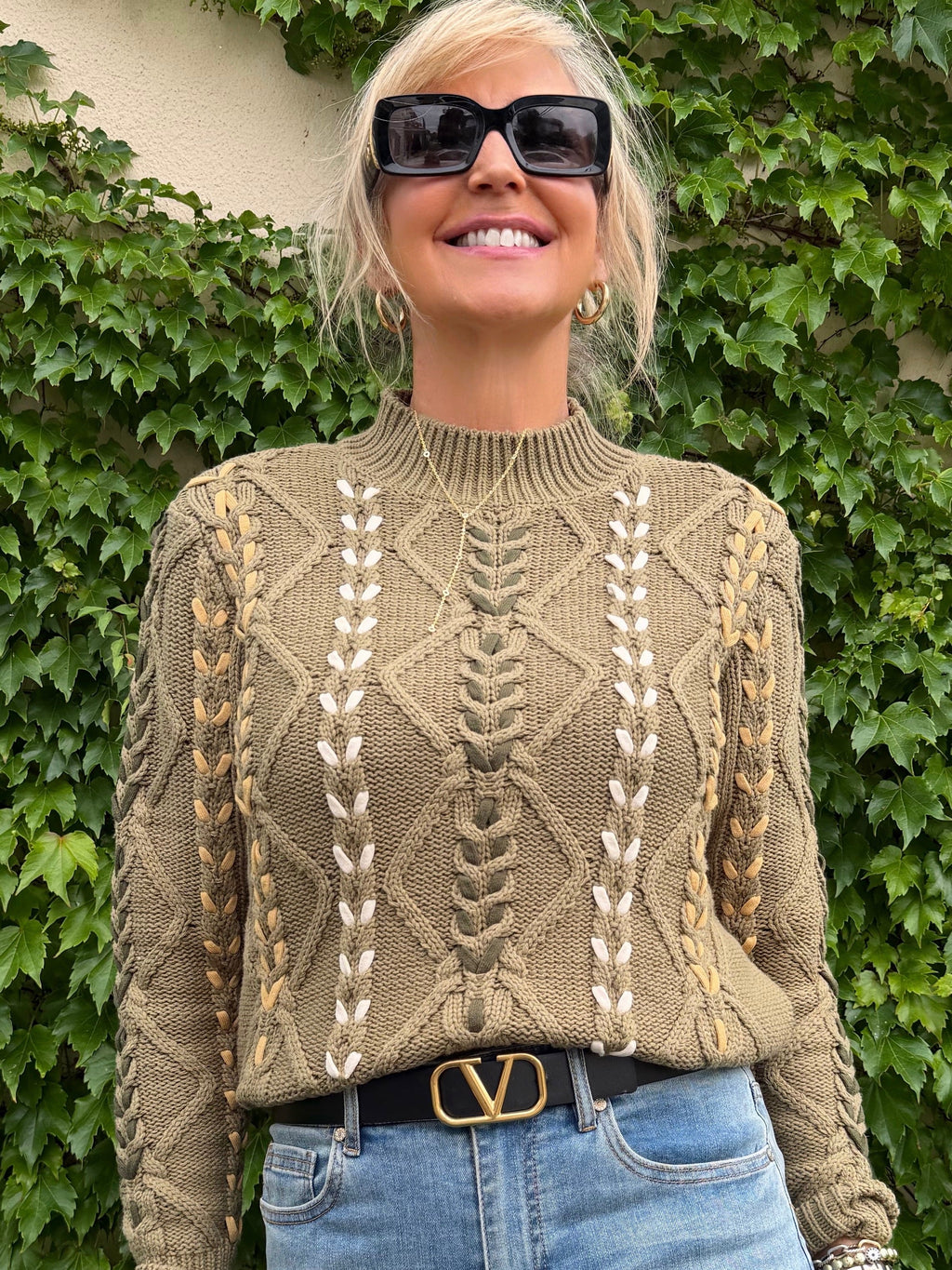 Contrast Cable Knit Sweater | SW262