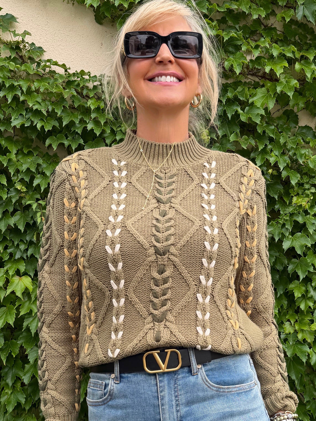Contrast Cable Knit Sweater | SW262