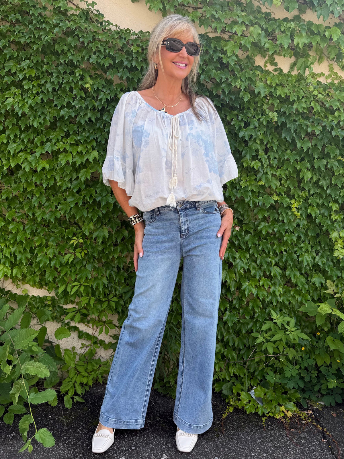 Flattering High Rise Wide Leg Jean | JN219