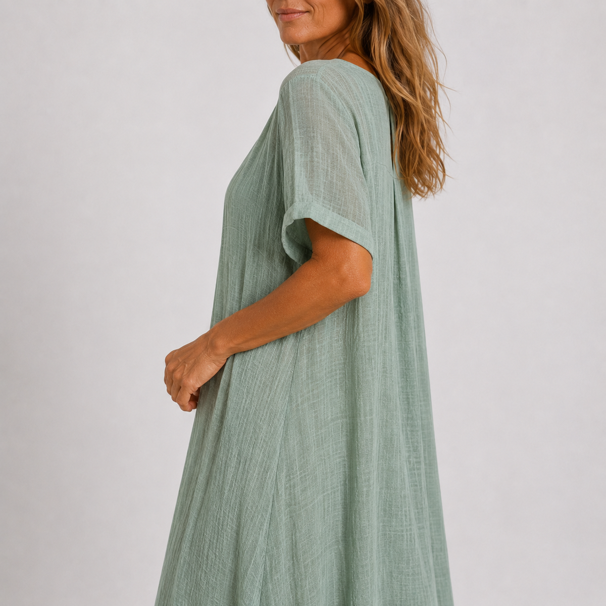 Toni - Flowing V-Neck Maxi Dress