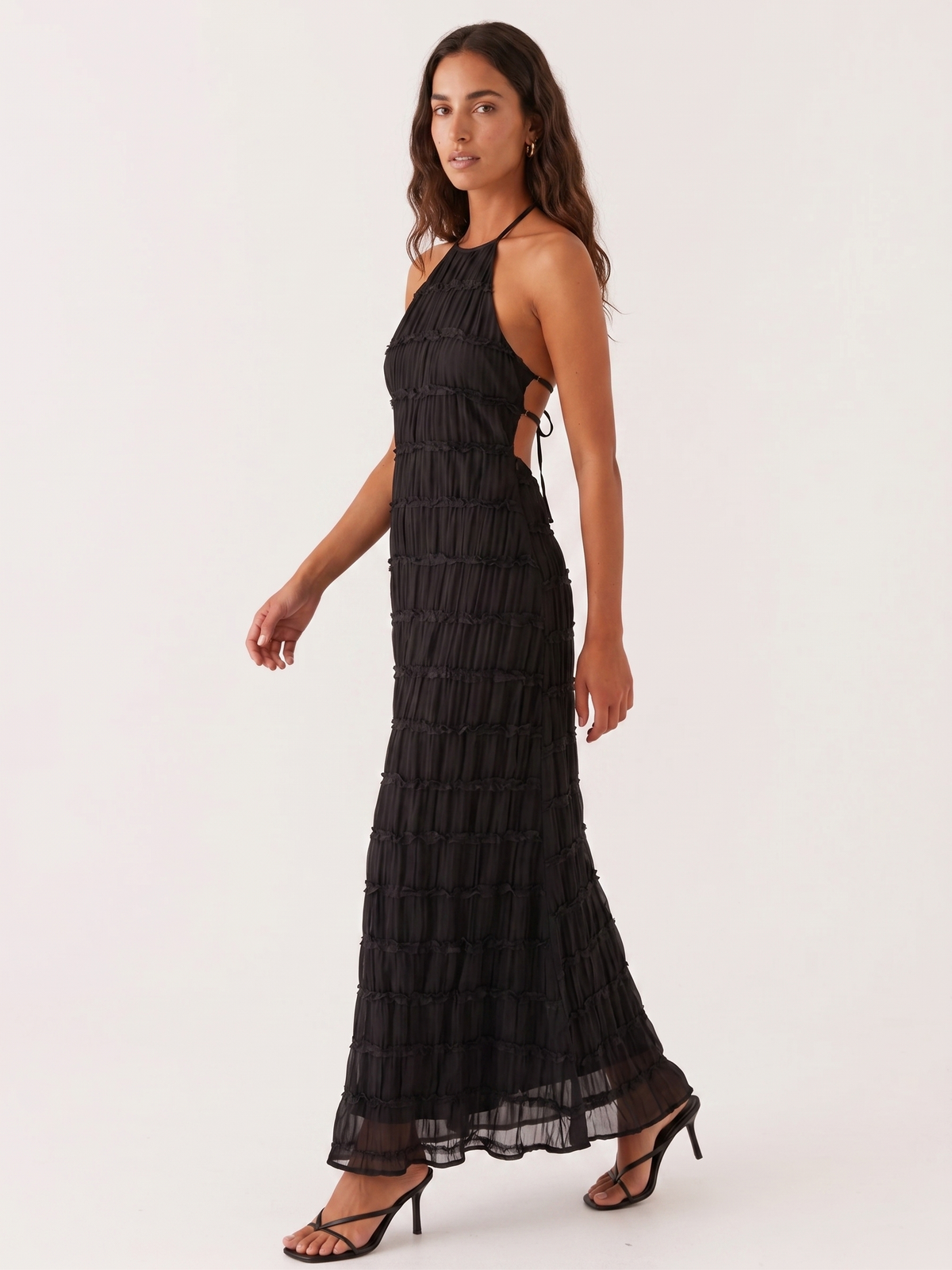 Nicole – Tiered Halterneck Maxi Dress