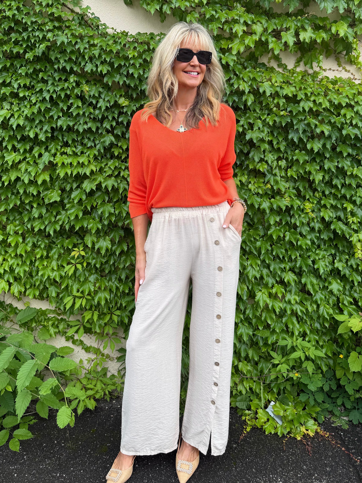 Stunning Italian Pant With Full Length Button Detail | PA271